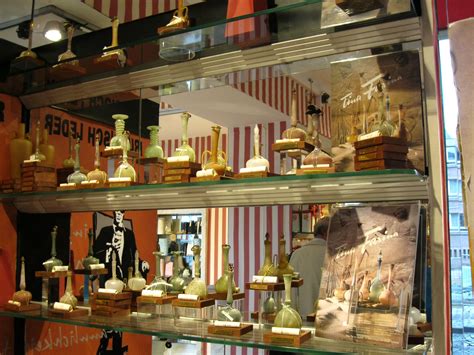 Fragrance Museum Farina.